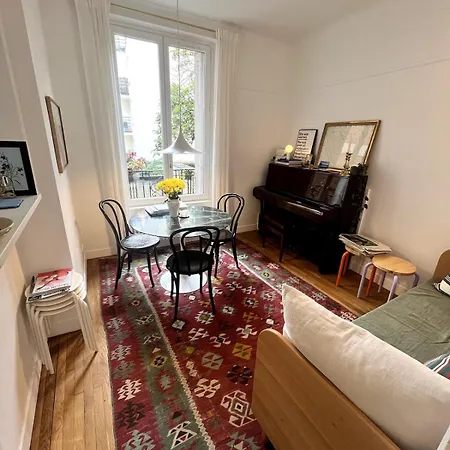 Romantic Parisian Flat Apartment